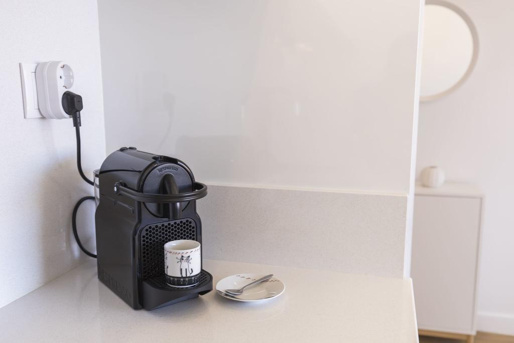 Lovelystay - Light & Comfy Flat Lisbon Bagian luar foto
