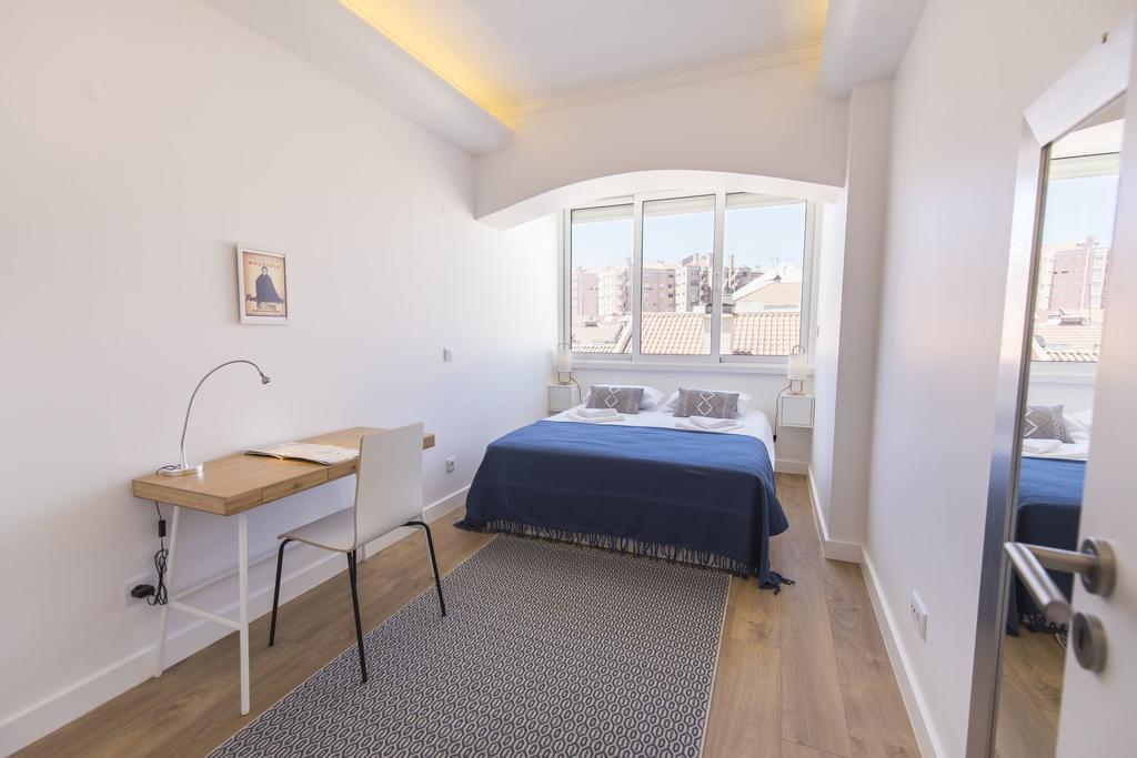 Lovelystay - Light & Comfy Flat Lisbon Bagian luar foto