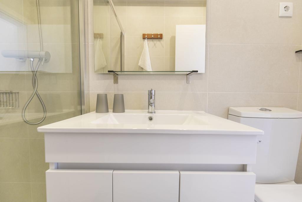 Lovelystay - Light & Comfy Flat Lisbon Bagian luar foto